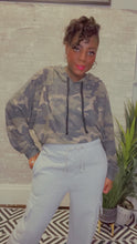 Load image into Gallery viewer, Boxy Camo Print Sweatshirt Hoodie, Plus