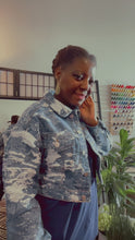 Load image into Gallery viewer, Distressed Jacquard Denim Cropped Jacket