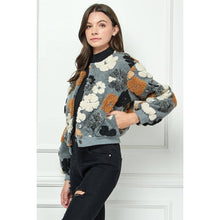 Load image into Gallery viewer, Felted Flower Puff Sleeve Button Jacket