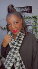 Load image into Gallery viewer, Houndstooth  Faux Fur Scarf