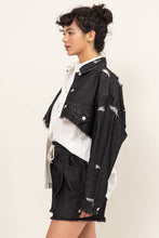 Load image into Gallery viewer, Black Distressed Cropped Denim Jacket