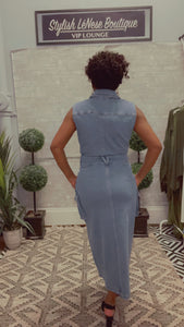 Kendal, Sleeveless Denim Cargo Midi Dress