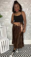Load image into Gallery viewer, Holiday Metallic Pleated Midi Skirt - Sm -3X