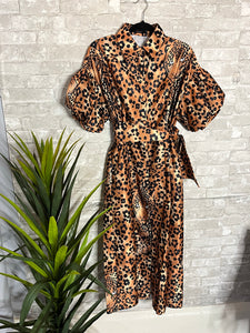 Leo, Puff Sleeve Button Front Leopard Print Dress w/ Pockets