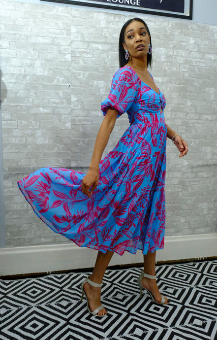 Reyana, Sweetheart V-nk Printed Woven Midi Dress